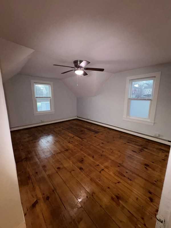 56 Lock St #B - Photo 4 of 16