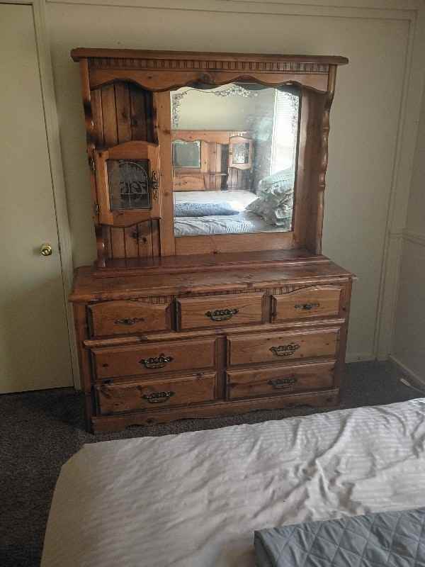 817 E Franklin St - Photo 3 of 10