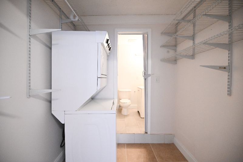 1504 Nw 4th Ave #B - Photo 3 of 8