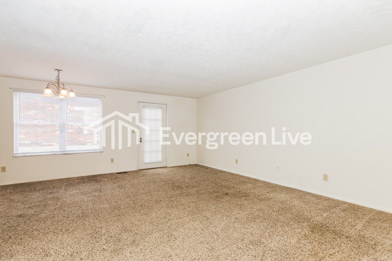 8615 Baton Rouge Dr - Photo 4 of 15