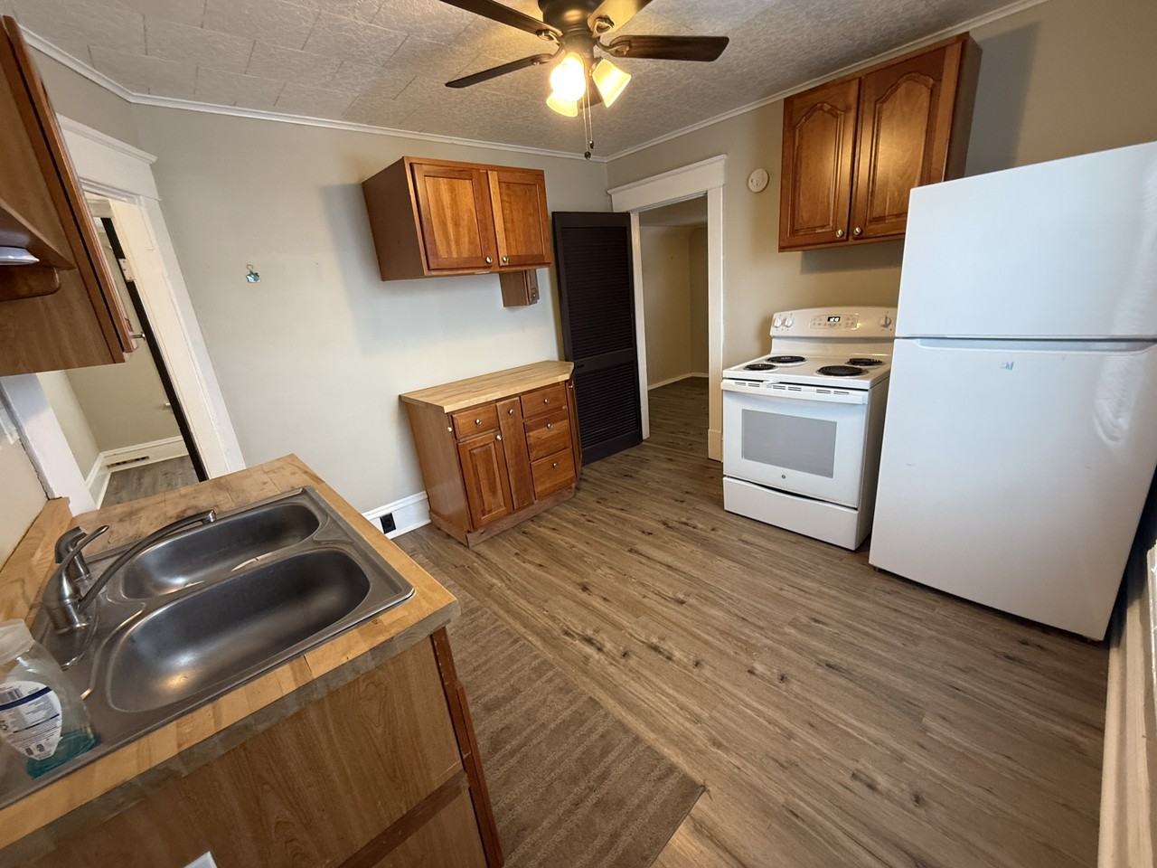 514 Fox St - Photo 6 of 11