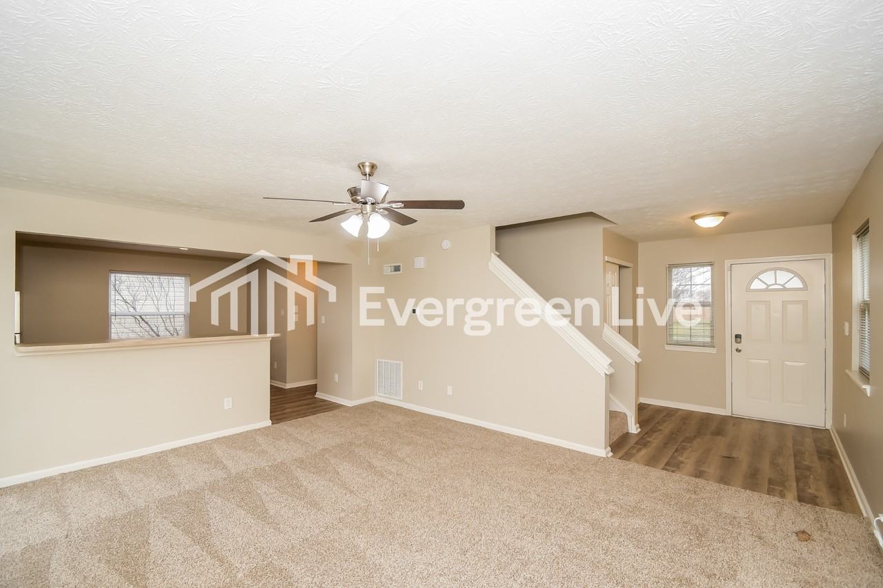 5654 Congressional Pl - Photo 3 of 15