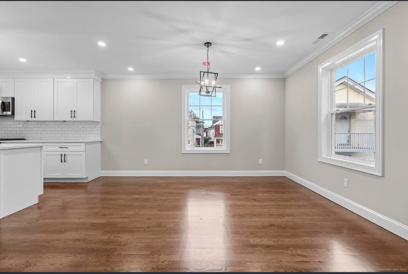 289 #291 - Photo 2 of 9