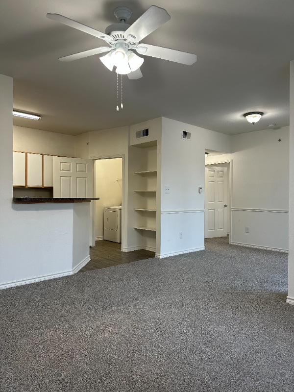 8300 East Fwy #5227 - Photo 4 of 6