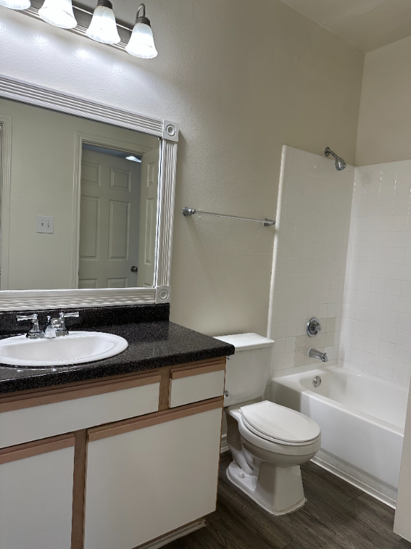 8300 East Fwy #5227 - Photo 6 of 6