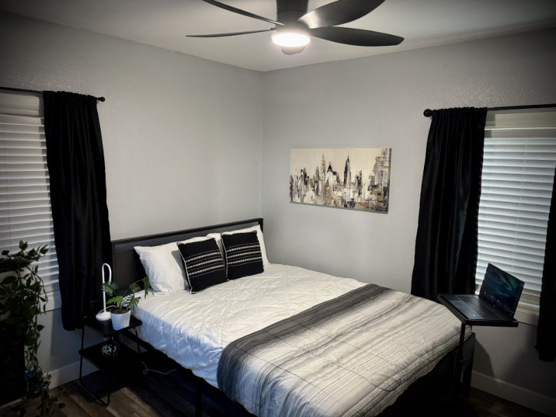 151 Manganese St - Photo 3 of 6