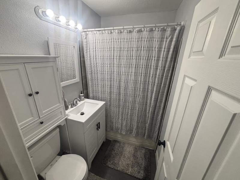 151 Manganese St - Photo 5 of 6