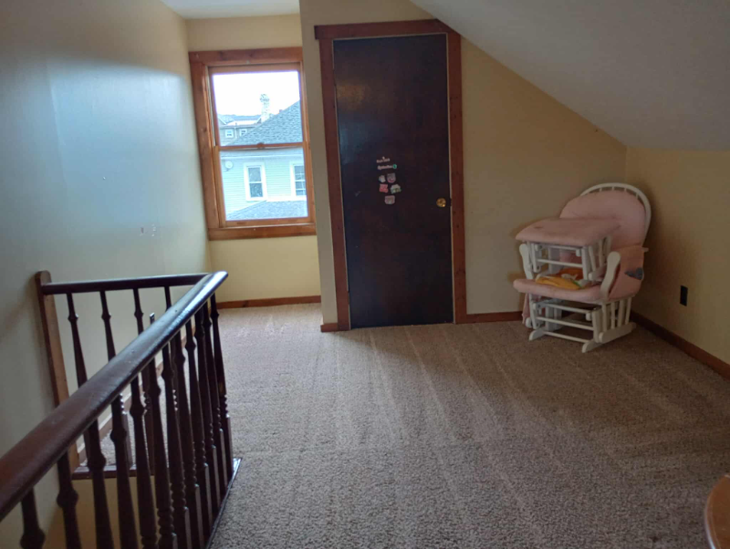 109 Grand Ave #B - Photo 4 of 10