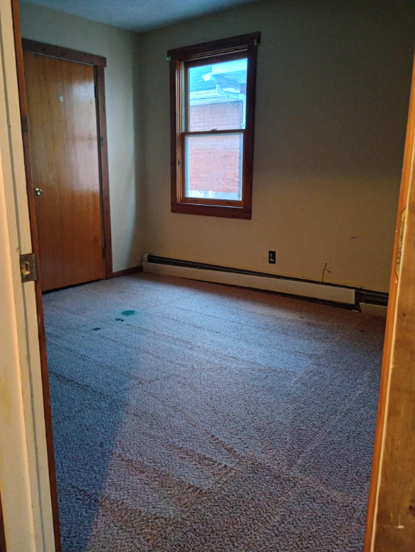 109 Grand Ave #B - Photo 6 of 10