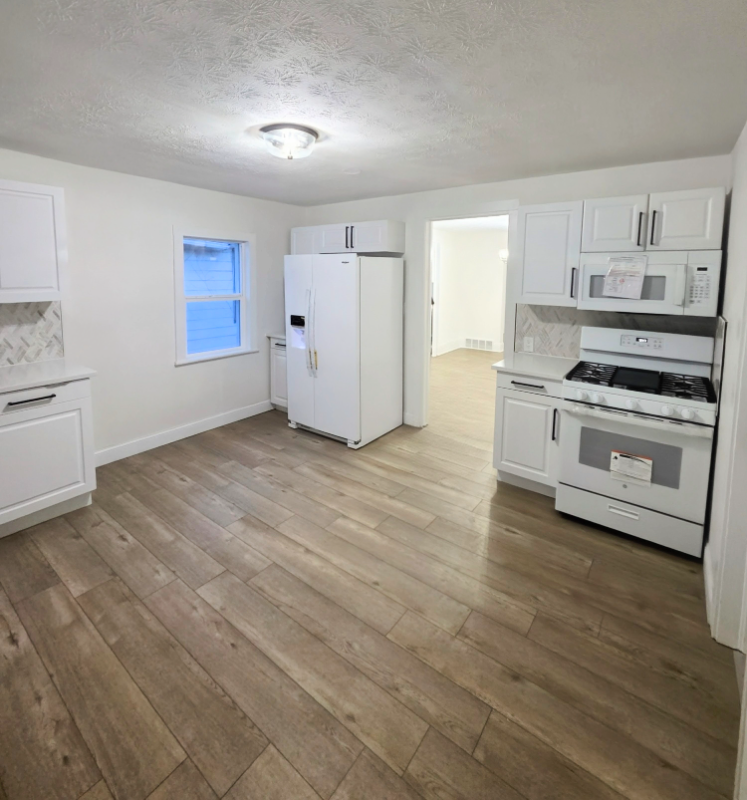 4210 Robert Ave - Photo 2 of 20