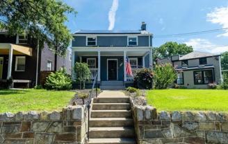 4335 S Dakota Ave Ne - Photo 1 of 1