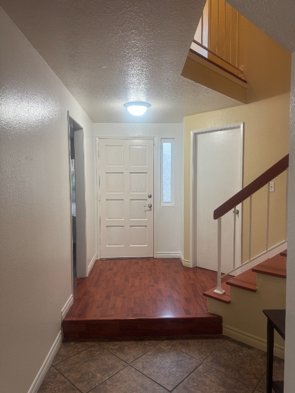 21496 Firwood - Photo 3 of 9