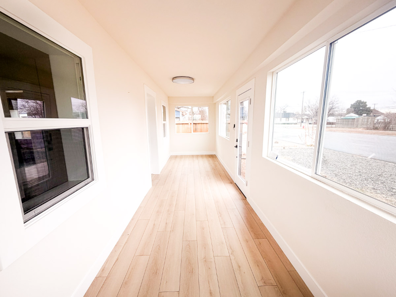 509 11th St - Photo 3 of 12