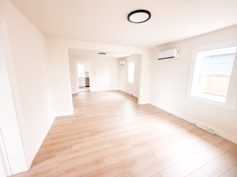 509 11th St - Photo 4 of 12