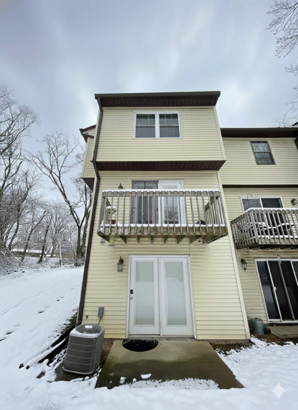 2350 S Henderson St - Photo 2 of 15