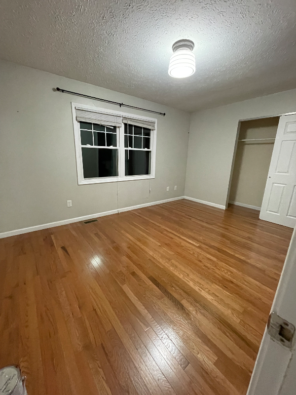 2350 S Henderson St - Photo 4 of 15