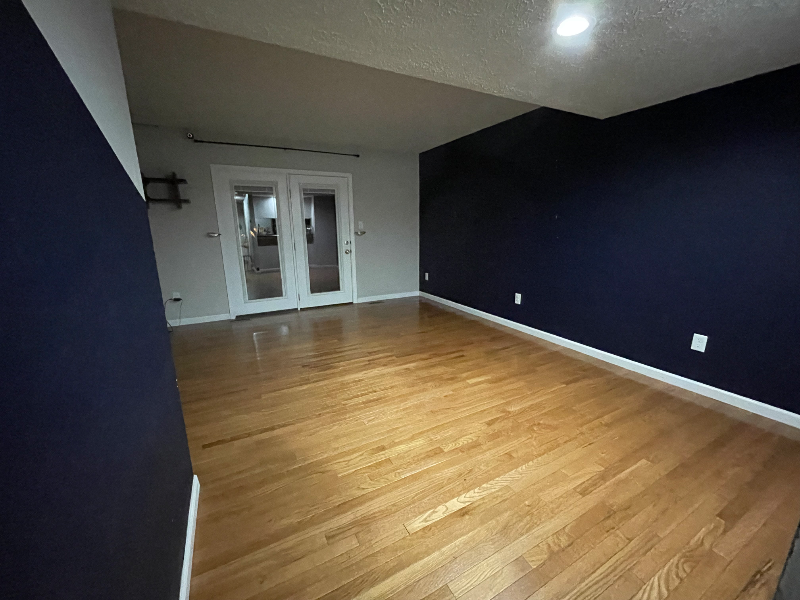 2350 S Henderson St - Photo 5 of 15