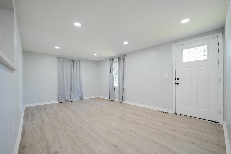 50 Fowler Ave - Photo 5 of 20