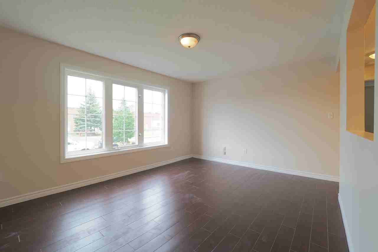 1678 Russell Rd - Photo 3 of 12