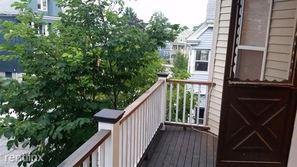 12 Russell Rd - Photo 3 of 10