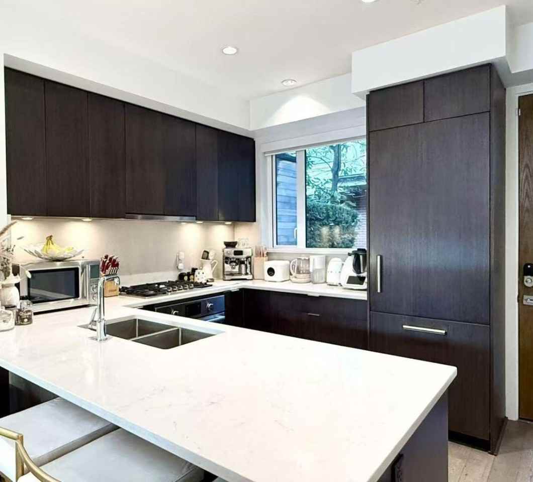 6700 Oak Street - Photo 3 of 16