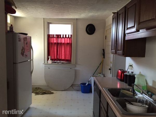 1492 Belmont Ave - Photo 3 of 6