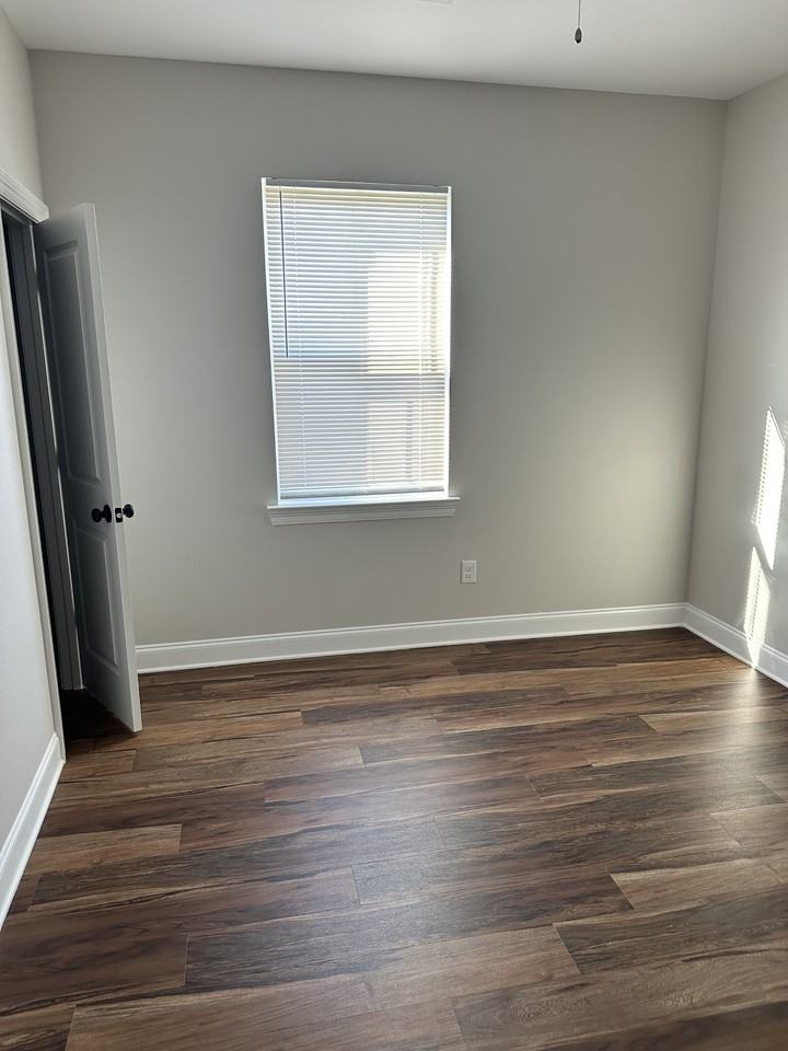 8704 Pritchard Pl #NA - Photo 6 of 18