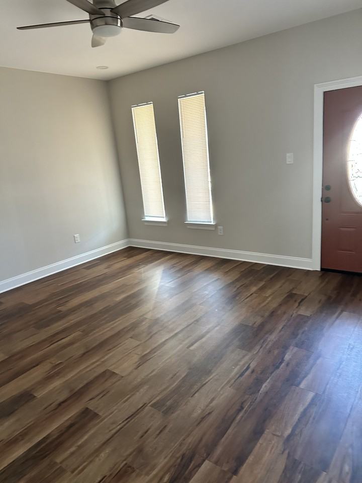 8704 Pritchard Pl #NA - Photo 7 of 18