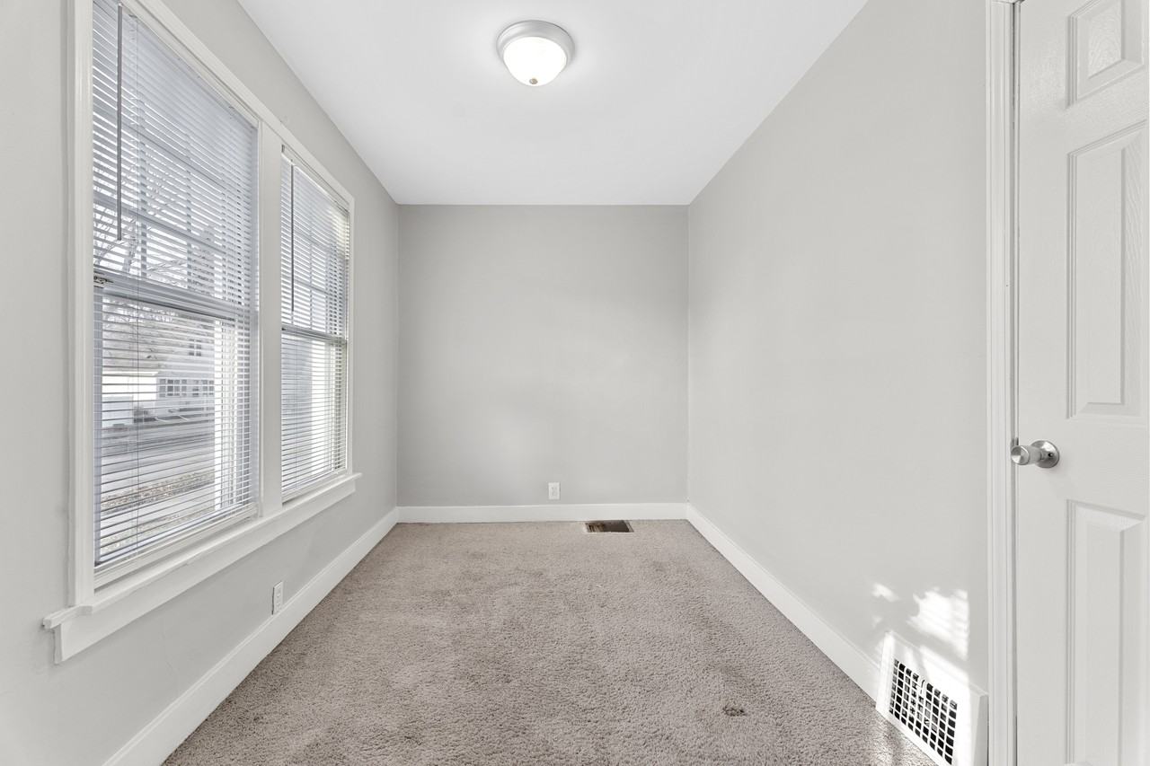 1847 8th St #1 - Photo 7 of 12