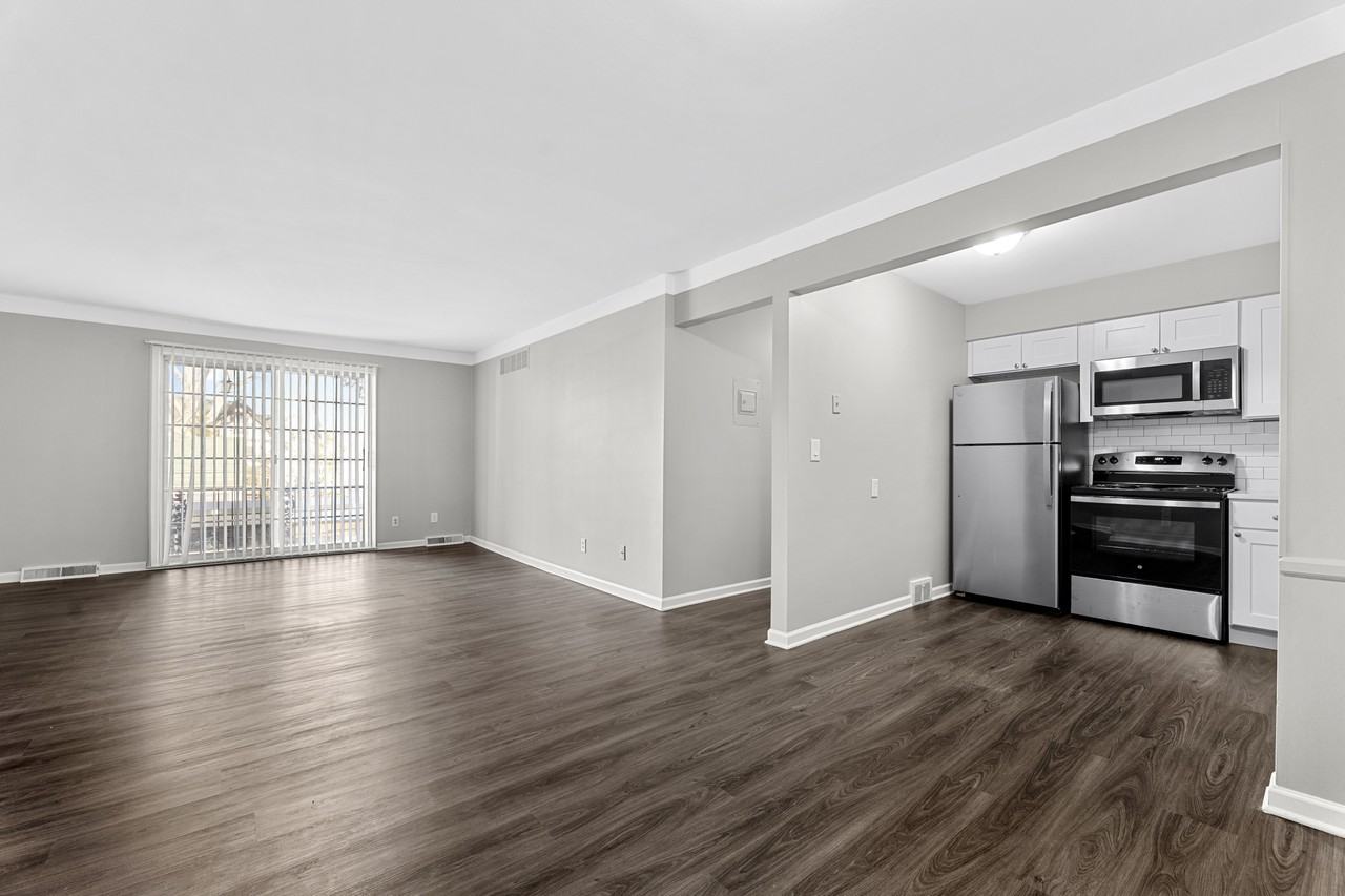 24360 E River Rd #30 - Photo 3 of 12