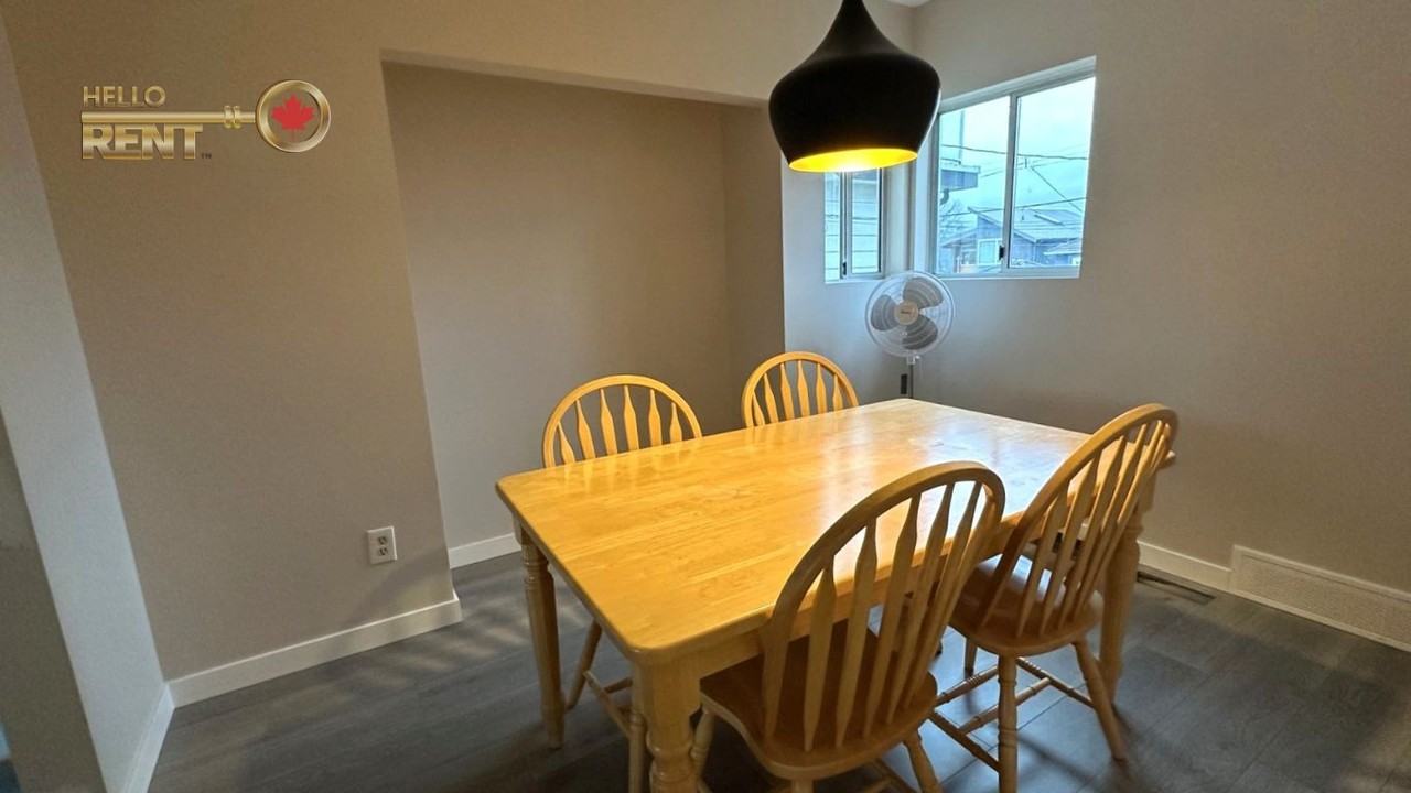 2775 William Street - Photo 6 of 24