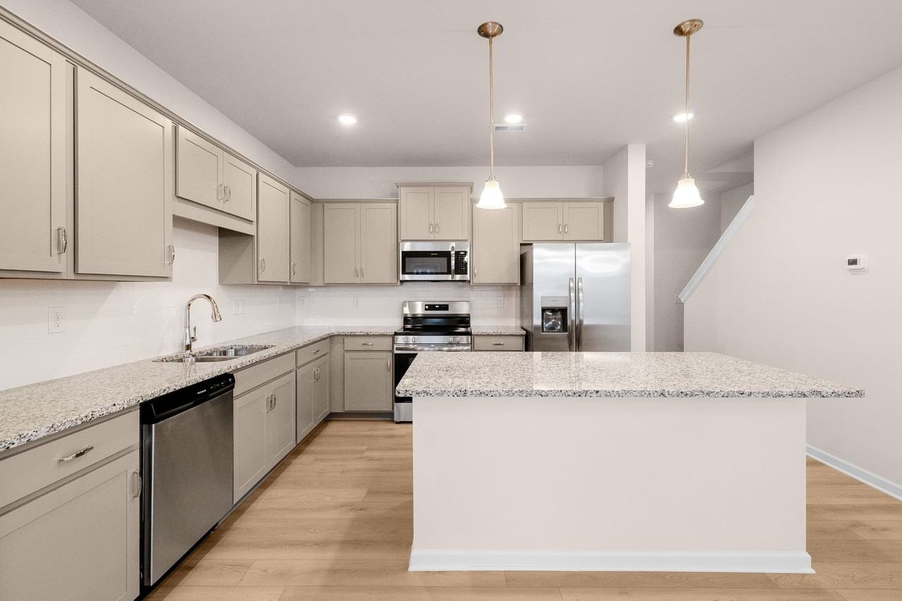 6032 6032 Jasmine Branch Road - Photo 6 of 36