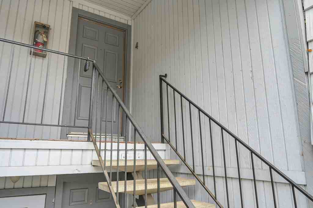 2206 I St #4 - Photo 4 of 28