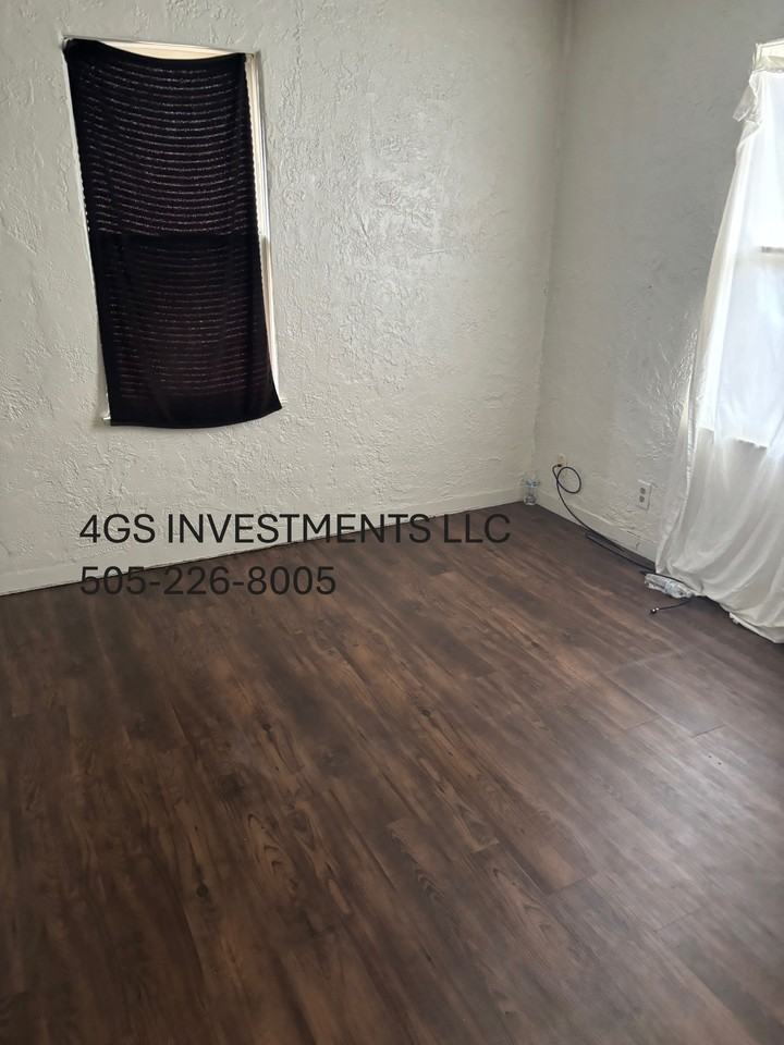 410 N Orchard Ave #C - Photo 2 of 8