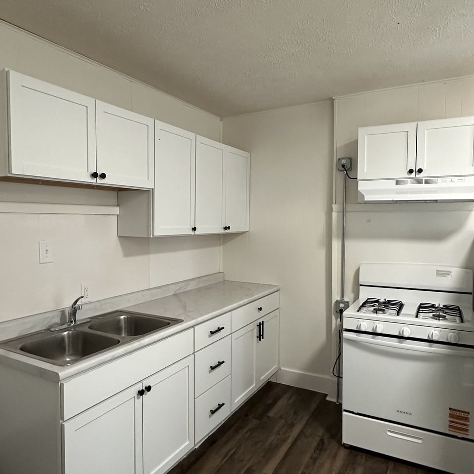 2123 C Ave #2 - Photo 2 of 12