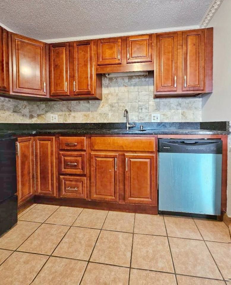 286 Fenno St #1 - Photo 4 of 11