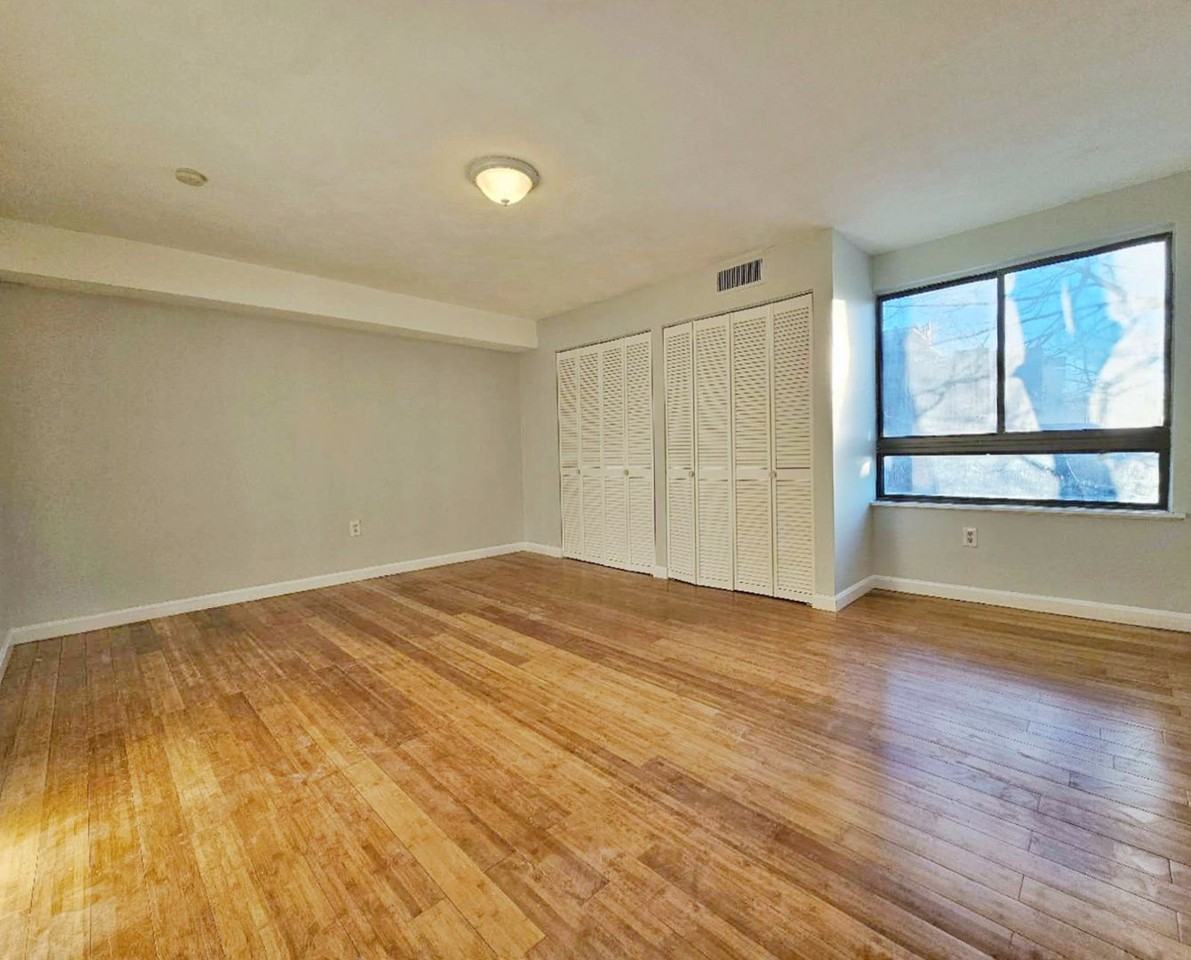 286 Fenno St #1 - Photo 7 of 11