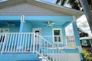 featured image of 615 E Virginia Ave