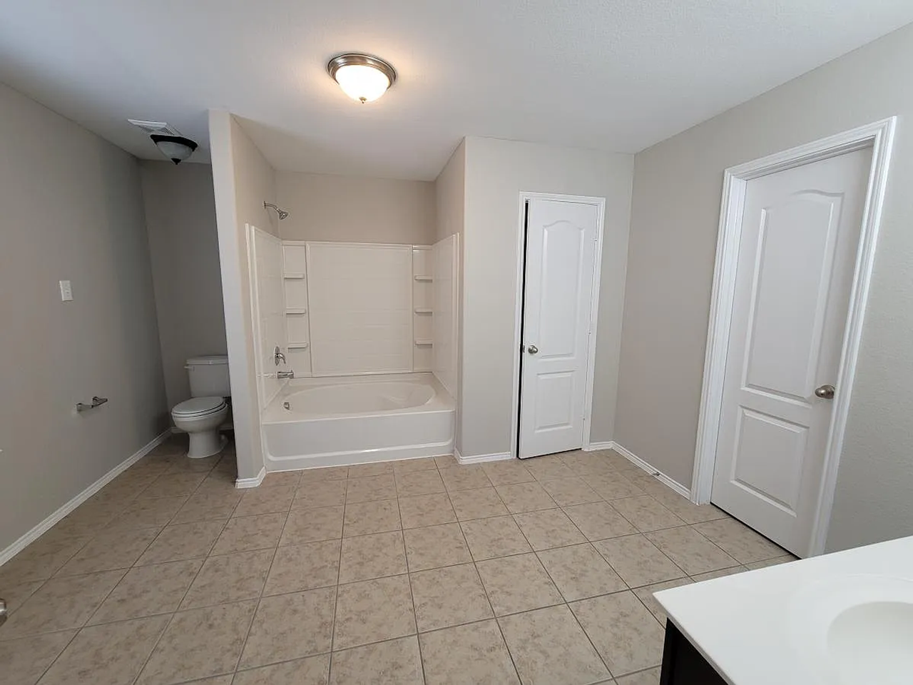 2200 Loreto Dr - Photo 7 of 13