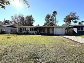 542 S Seneca Blvd - Photo 1 of 1