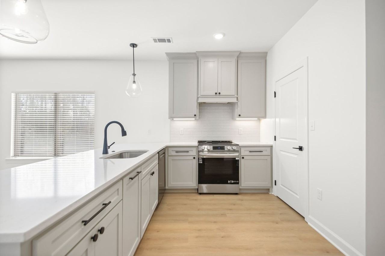 13418 Teton Dr - Photo 3 of 20