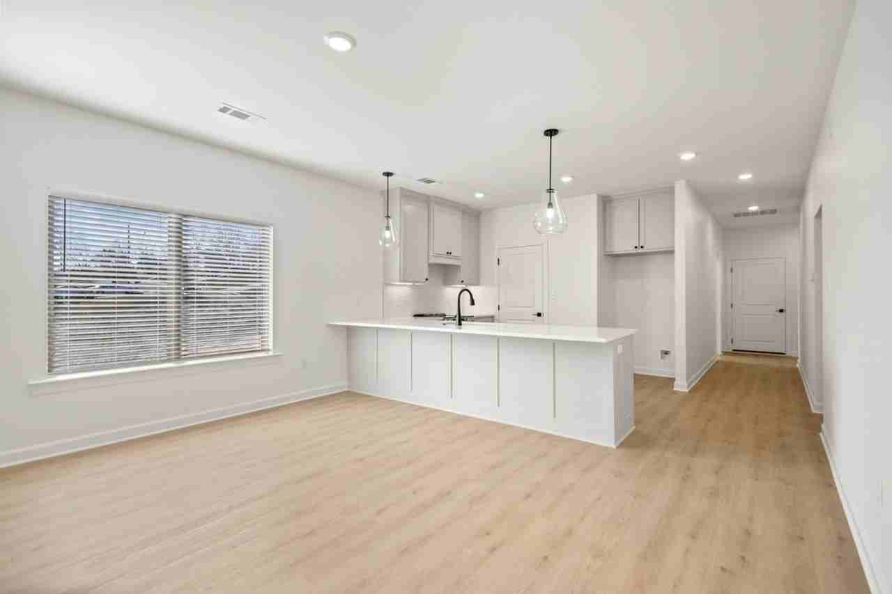 13418 Teton Dr - Photo 7 of 20