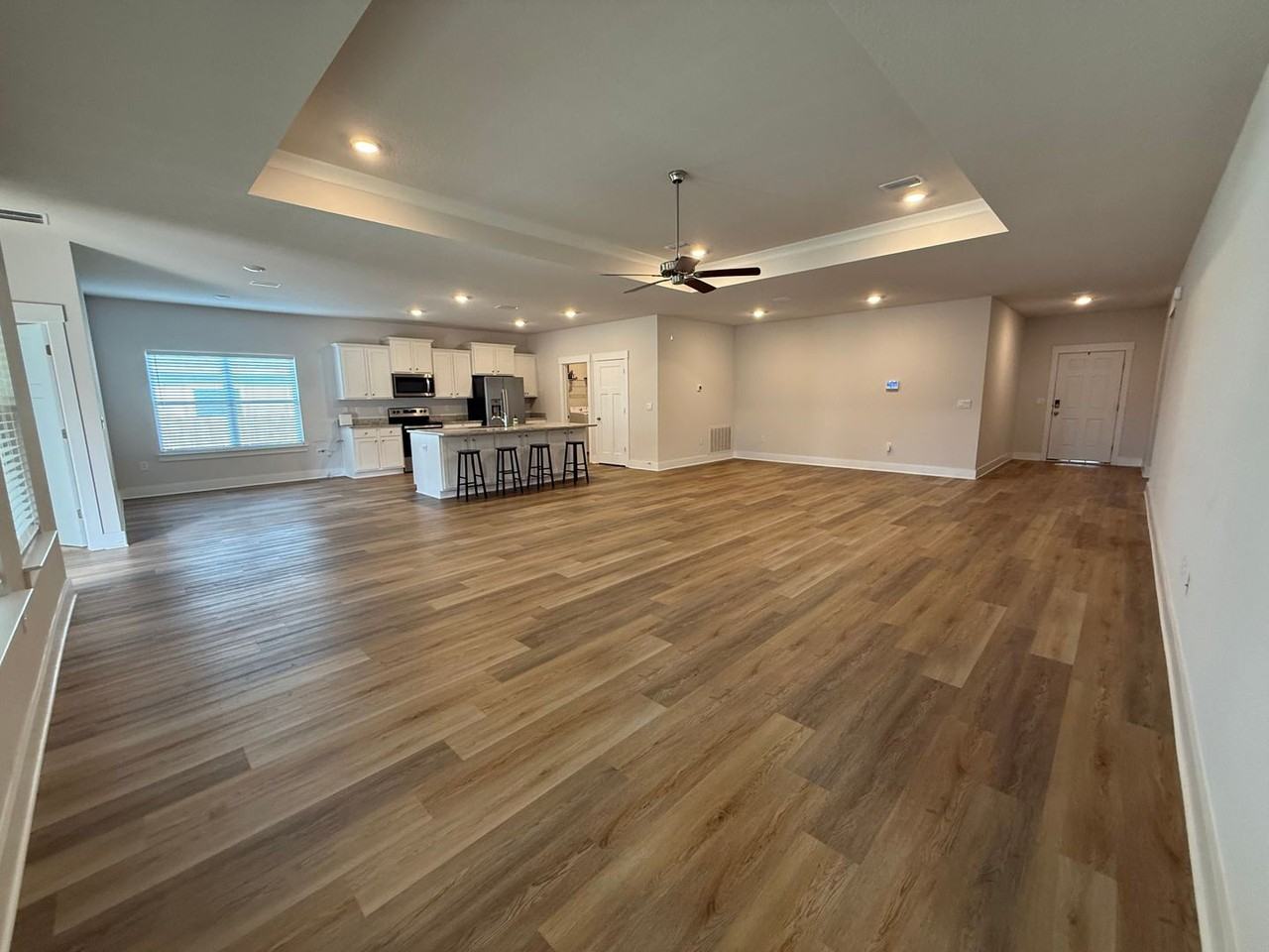 10621 Davenport Loop - Photo 5 of 30