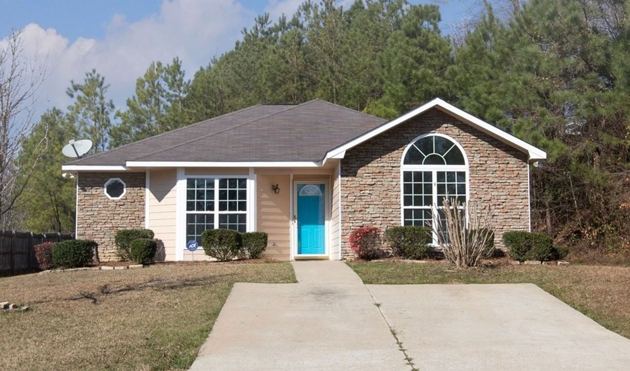 5813 Gleneden Dr - Photo 2 of 23