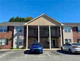 featured image of 1020 Westbrook Ct