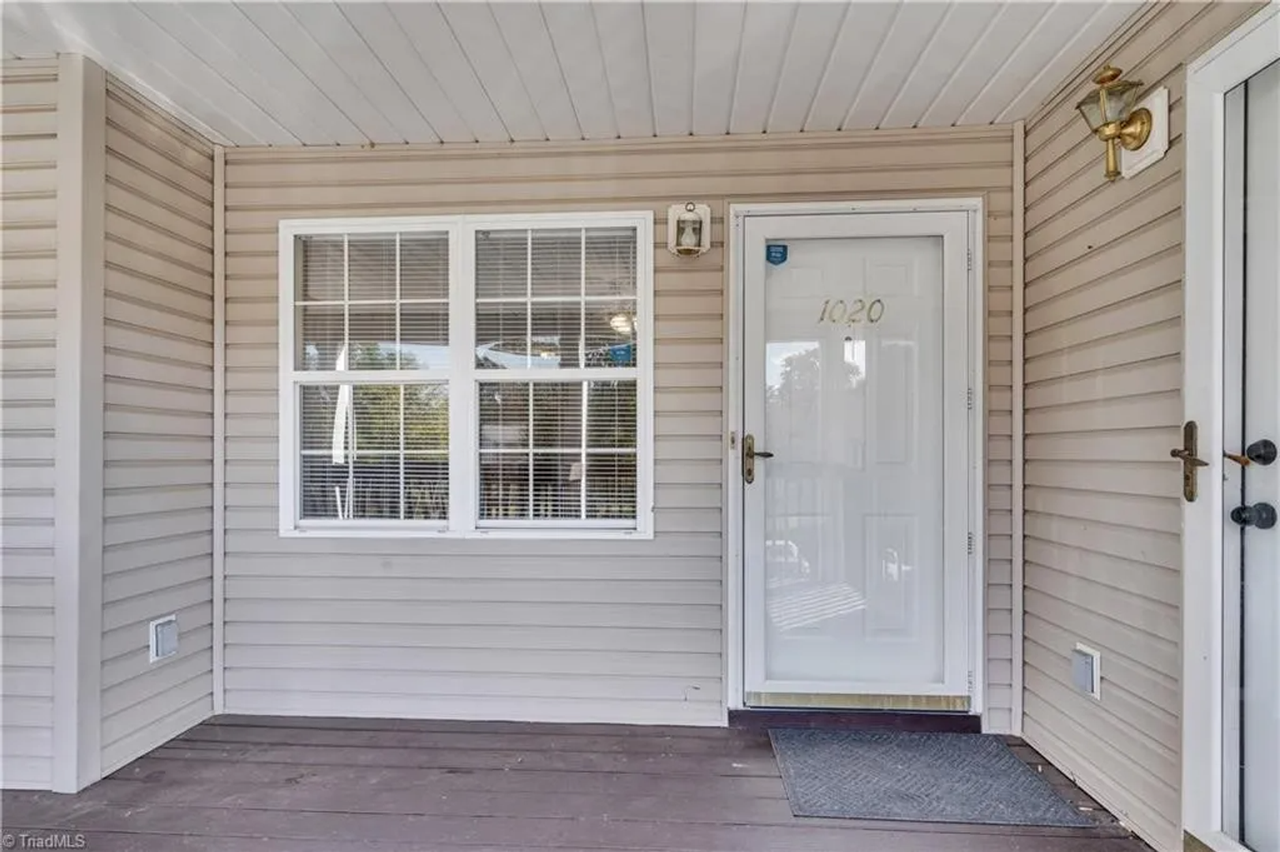 1020 Westbrook Ct - Photo 3 of 23