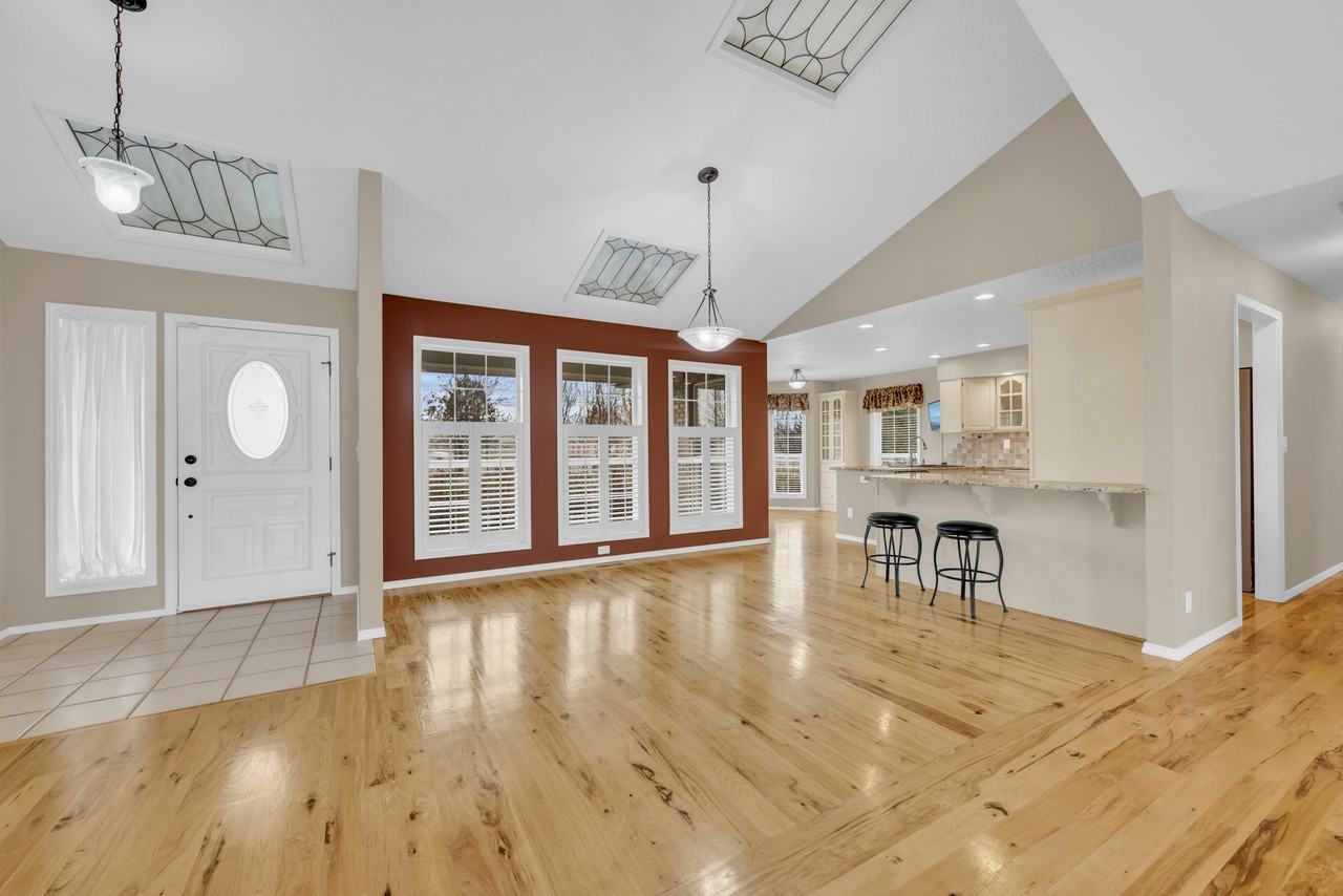 8054 Ustick Rd #1 - Photo 4 of 22