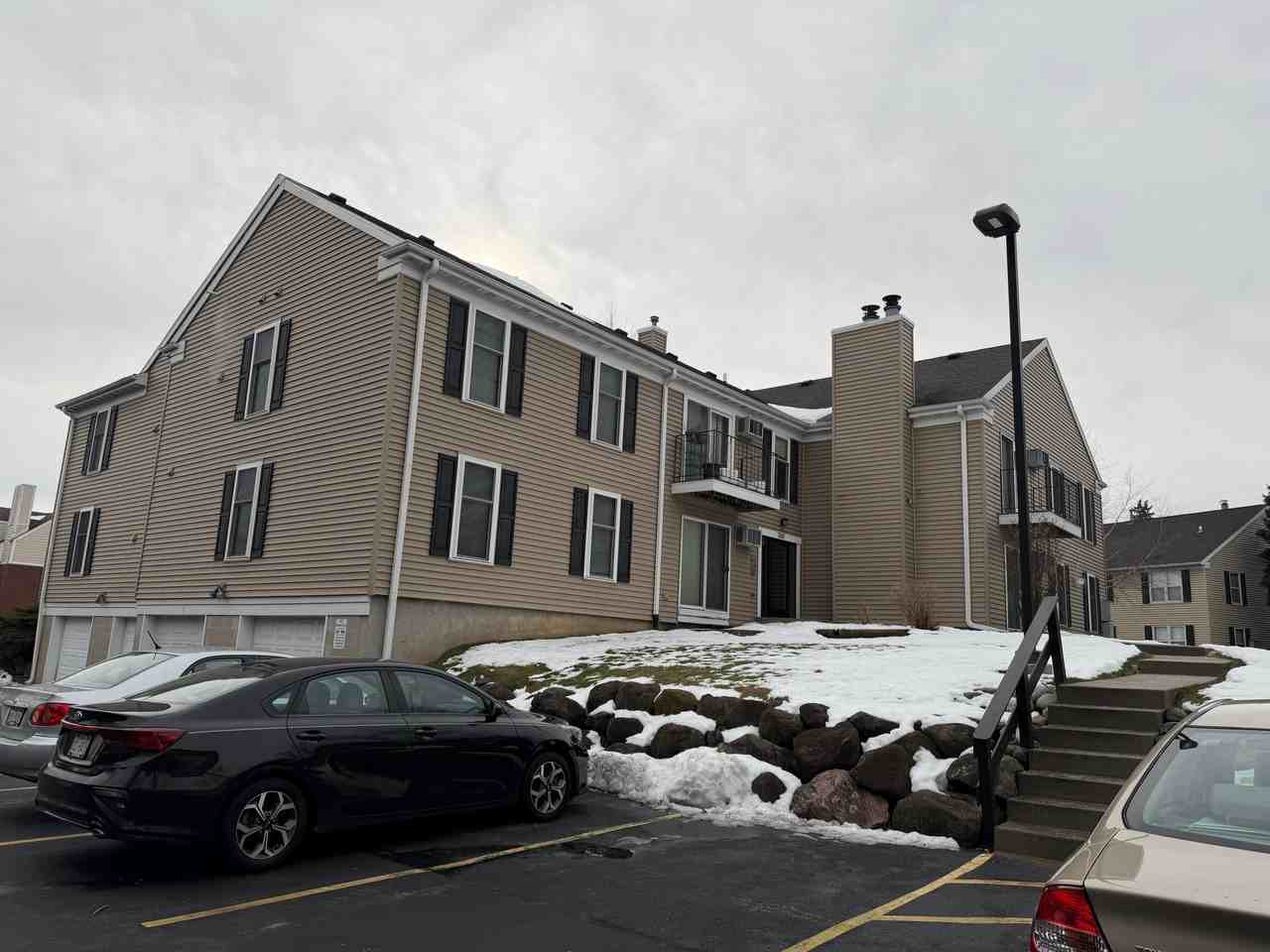 7617 Carrington Drive #H - Photo 4 of 9