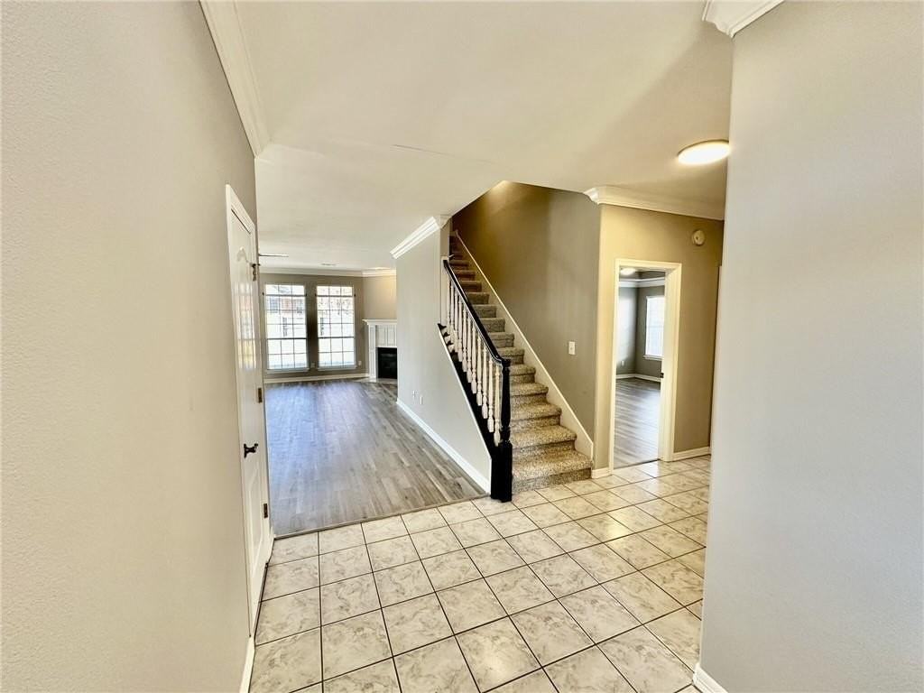 3908 Sw Hawthorne St - Photo 3 of 41