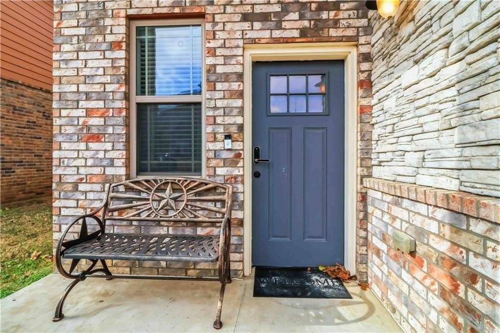 1299 N Sicily Ln - Photo 4 of 42